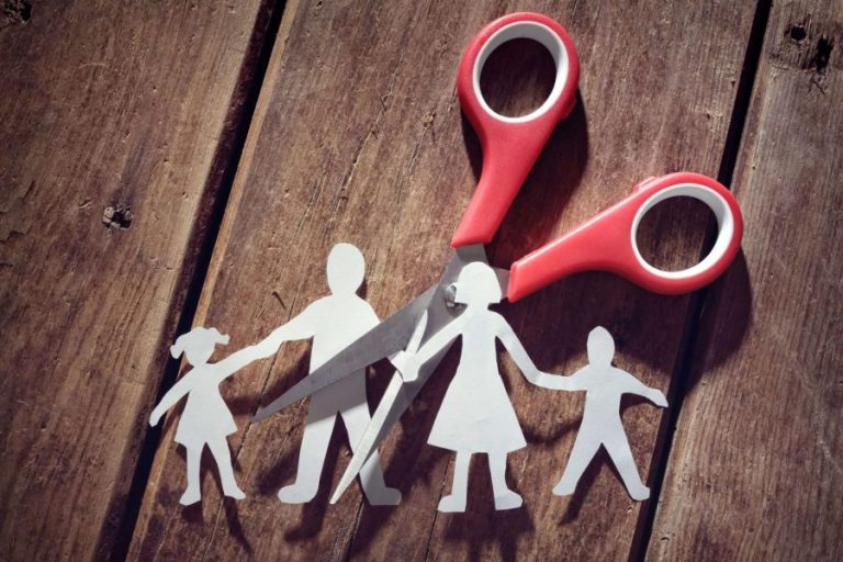 Vacanze: quando le coppie separate scoppiano