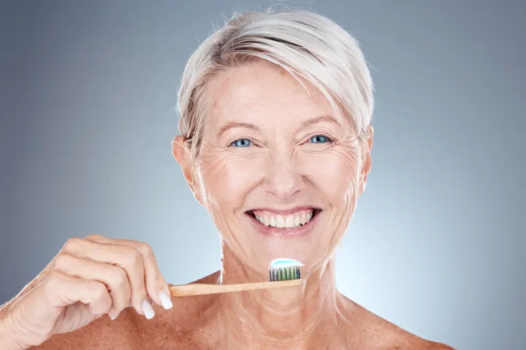 Denti smalto 50 anni