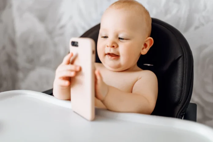 Bambini dispositivi 3 anni legge senato